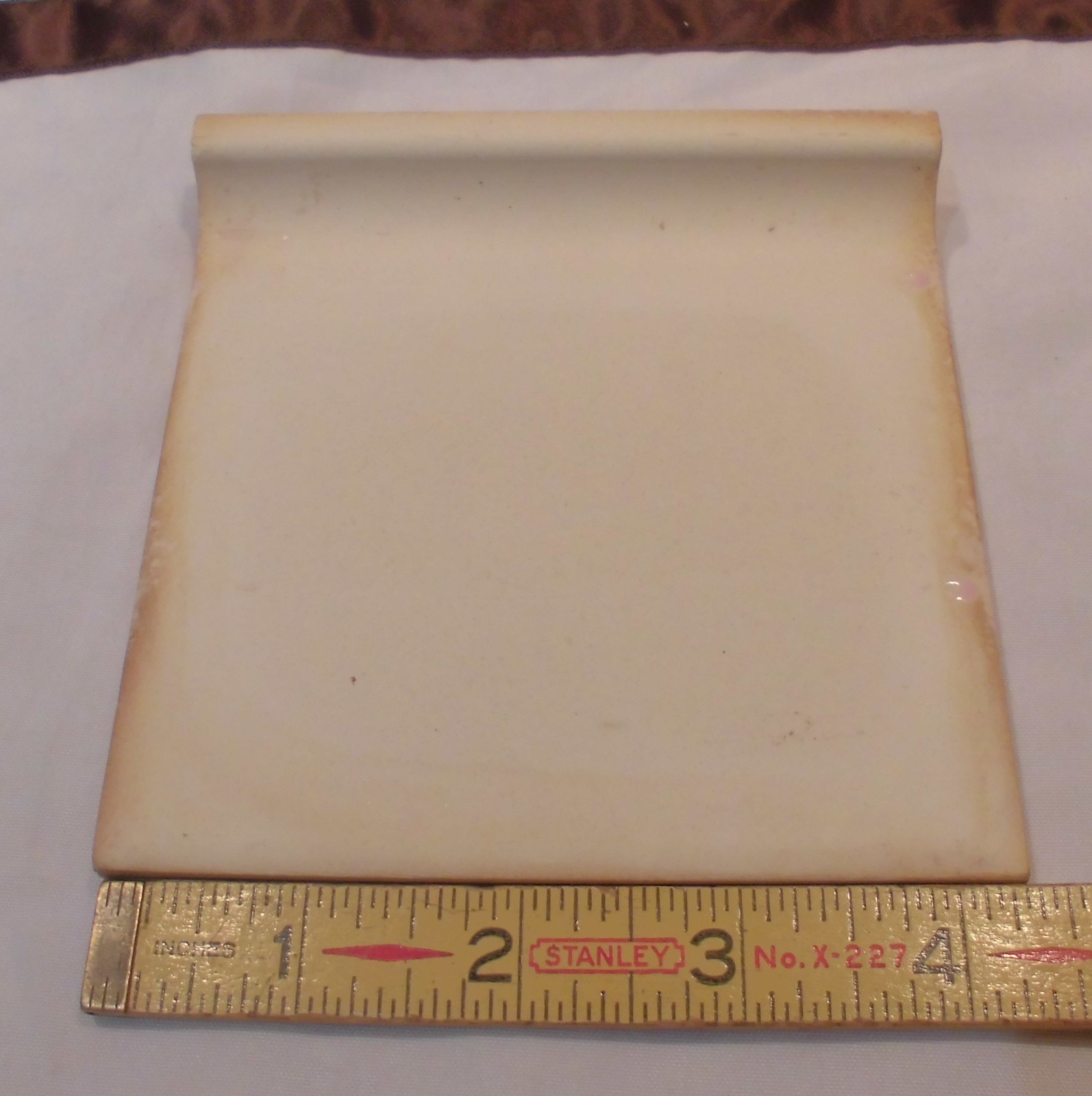 1 Shell Pink Radius Bullnose Ceramic Tile 4-3/8″ by Mid-State: Glossy Mud Caps
