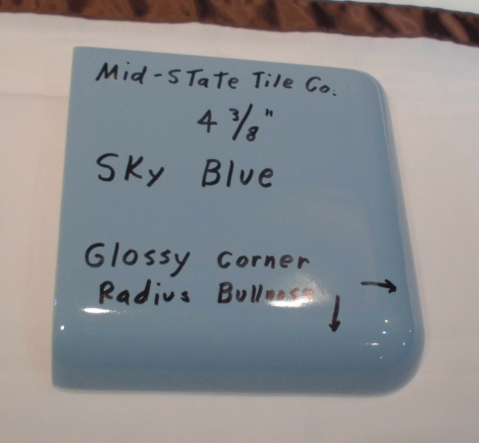 1 pc. Corner Bullnose; Sky Blue Glossy Ceramic Tile by Mid-State 4-3/8″ Mudd