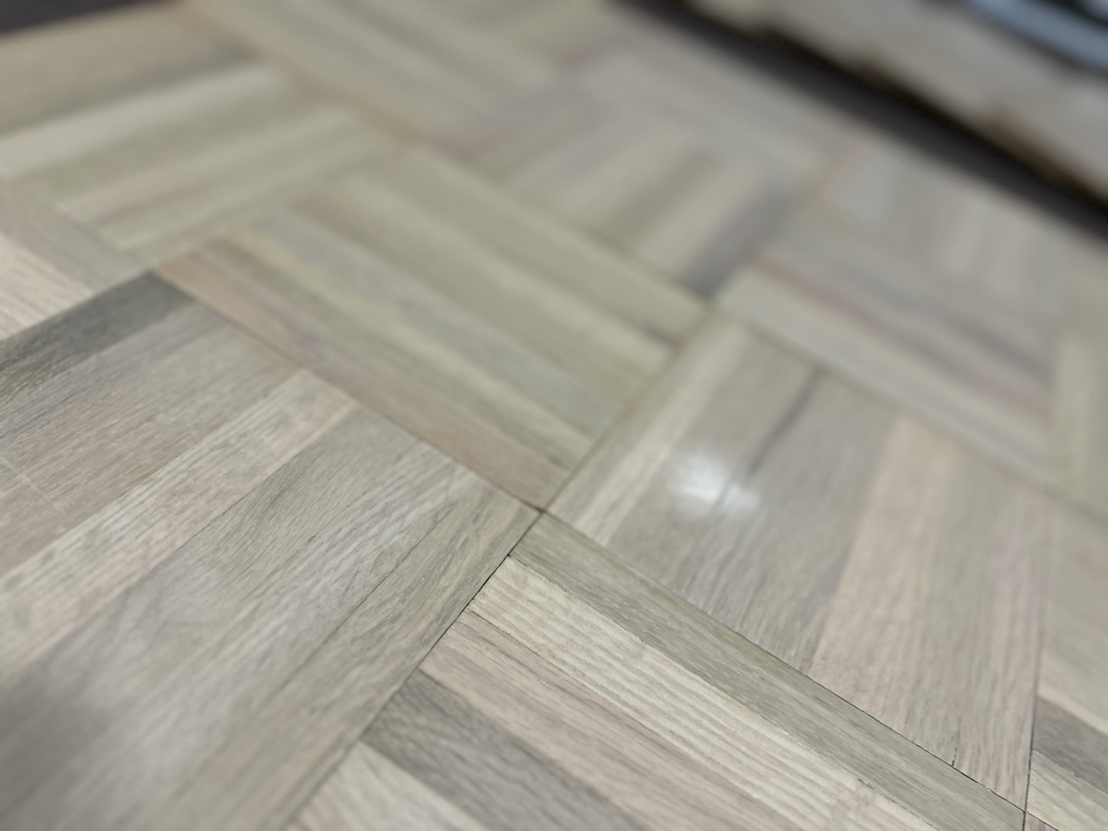 OAK PARQUET FLOOR: 100 SQ FT 12x12x5/16 Savannah Alabaster Tiles NEW!