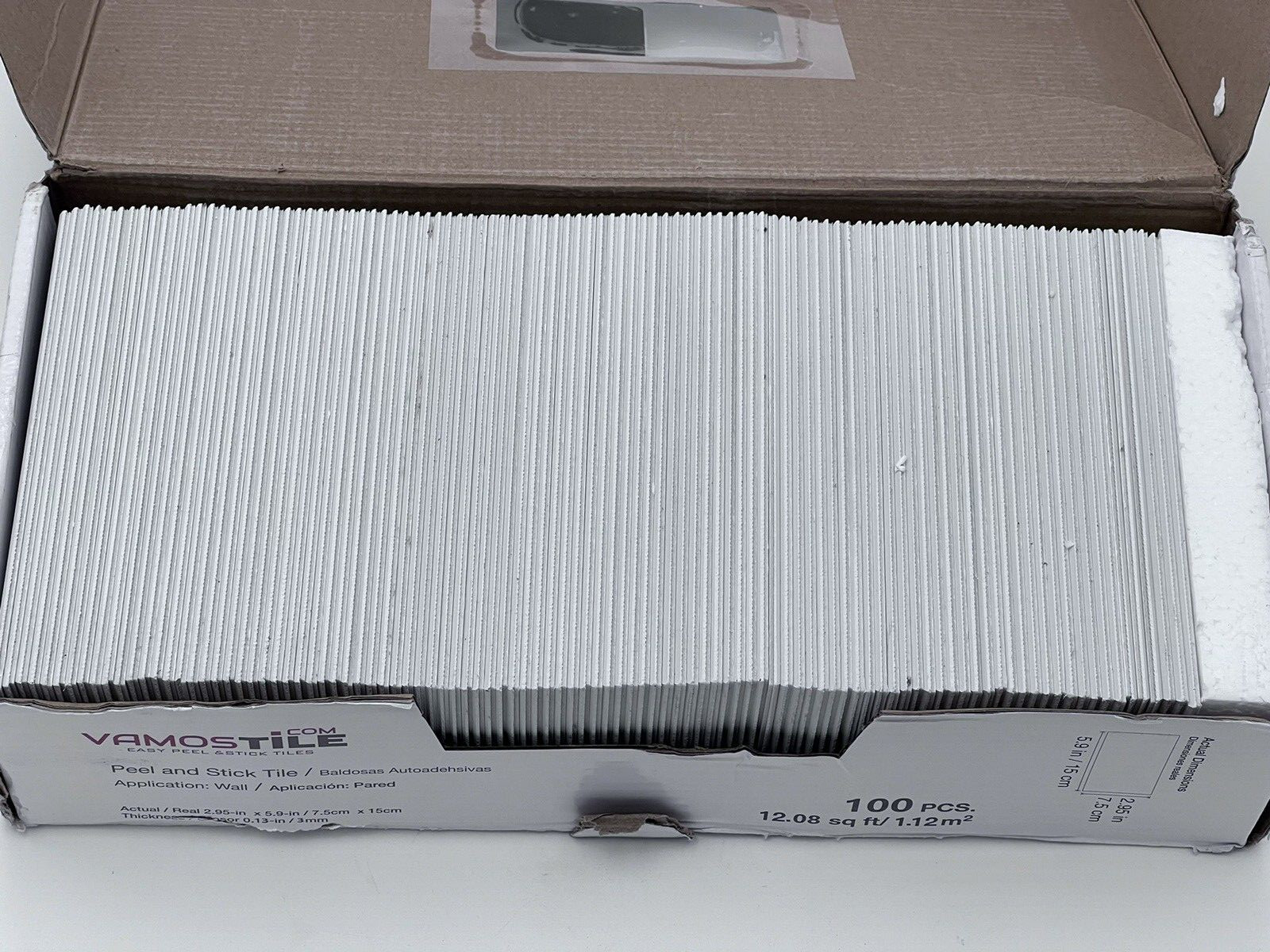 Tile PeelBacksplash and Stick3 Vamos Tile 100-Piece Glossy Dolomite White