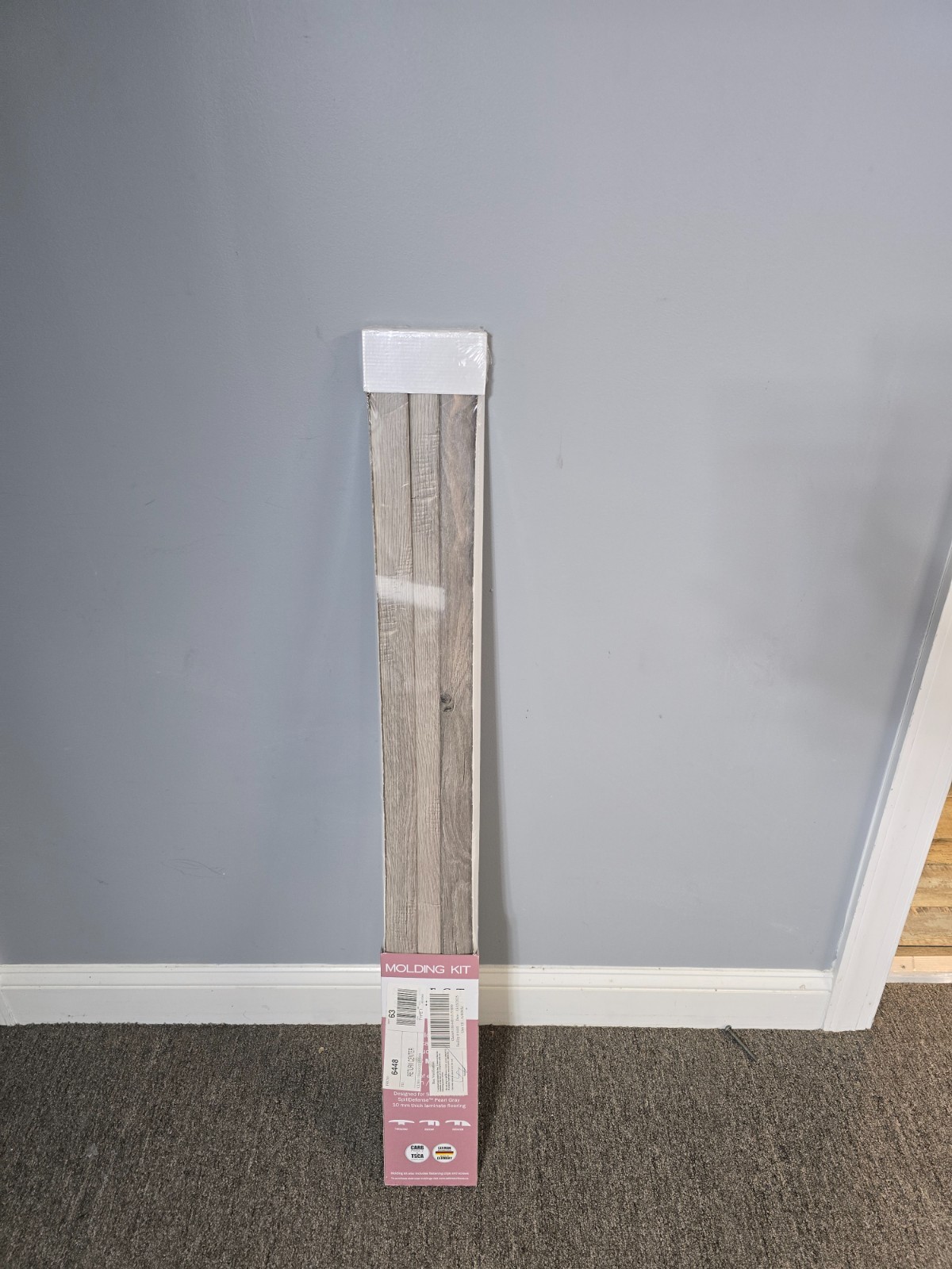 Select Surfaces Pearl Gray Molding Kit 3FT 8IN 10MM Thick Laminated Flooring