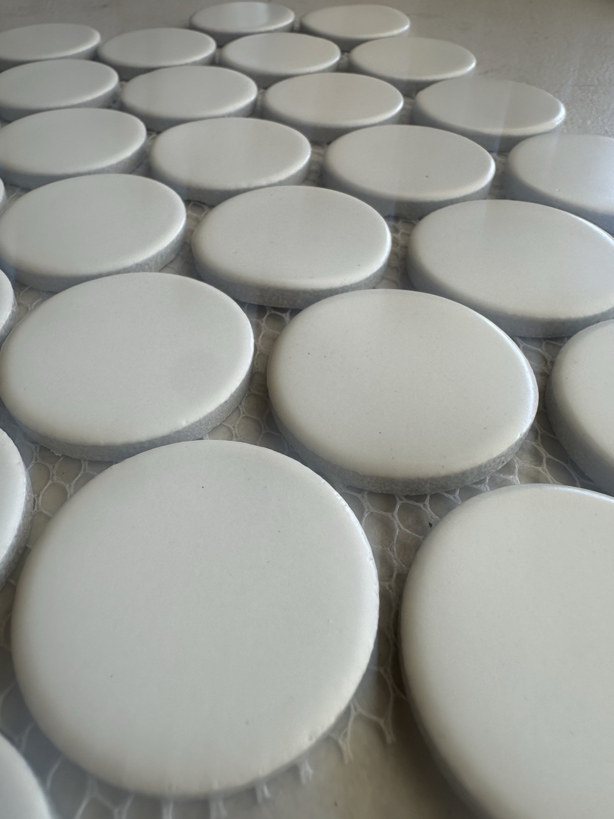 White Porcelain Penny Round Mosaic 10×12 Inch Tile Floor Wall Kitchen Bathroom