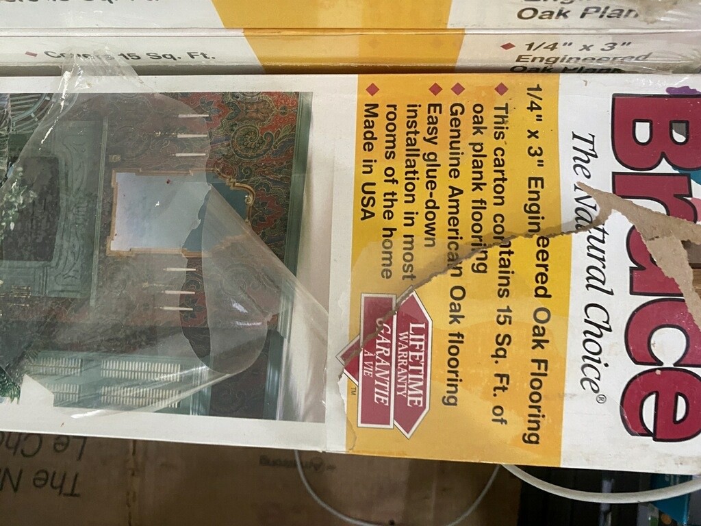 Bruce Engineered White Oak Hard Wood Flooring 9/16 In 15 Sq Ft EKHB56L02S NEW