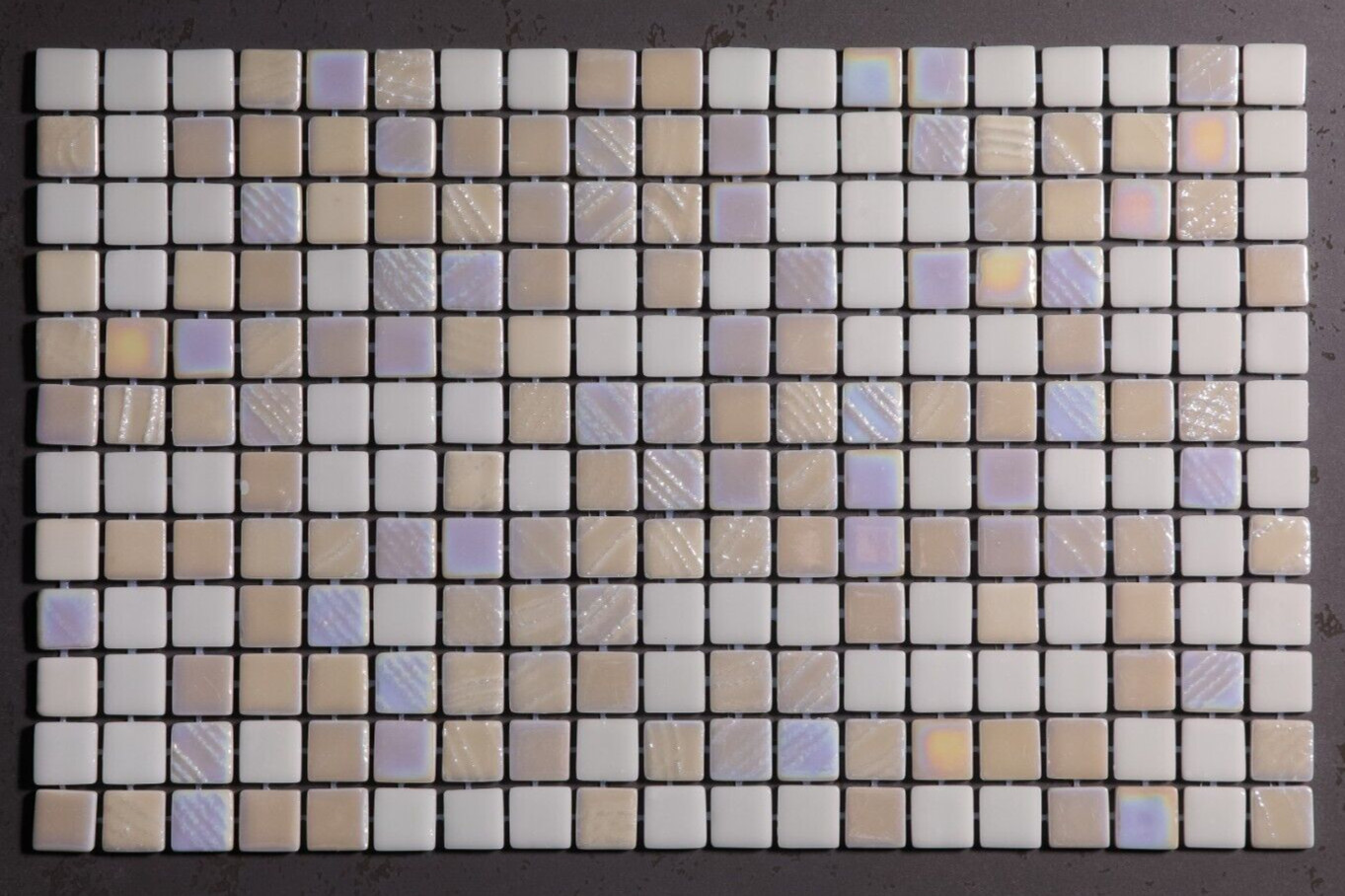 Pressed Glass Mosaic on Pool Net 32.5×51.5 – Alves Blend White Pool