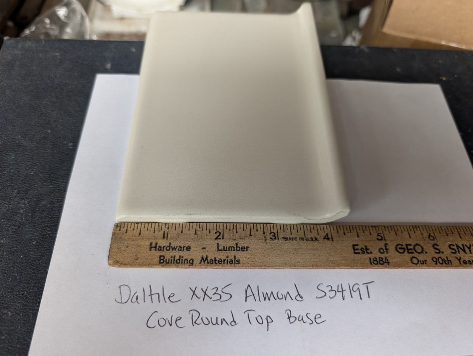 2 Pcs 4 1/8″ x 6″ Ceramic Tile Cove Base S3419T Daltile Crystaltex Almond XX35