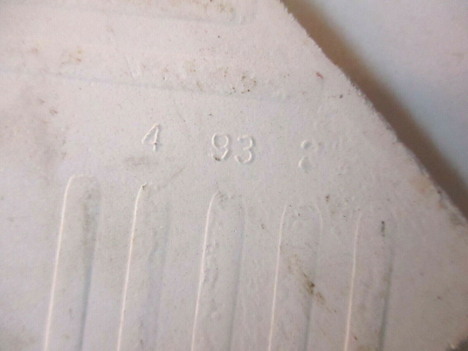1 Wall Tile US Ceramic USA Delft Blue 4-1/4″ Sq Off White Gloss Dimpled Vtg 1993