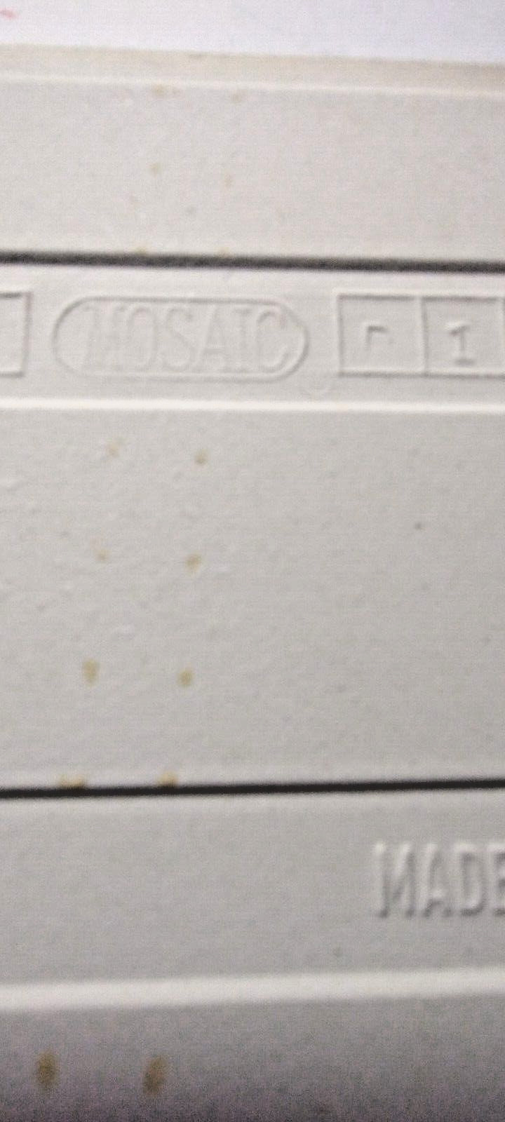 1 Wall Tile Mosaic USA 4-3/8″ Sq. Semi Gloss Cantaloupe Melon Orange Ceramic Vtg