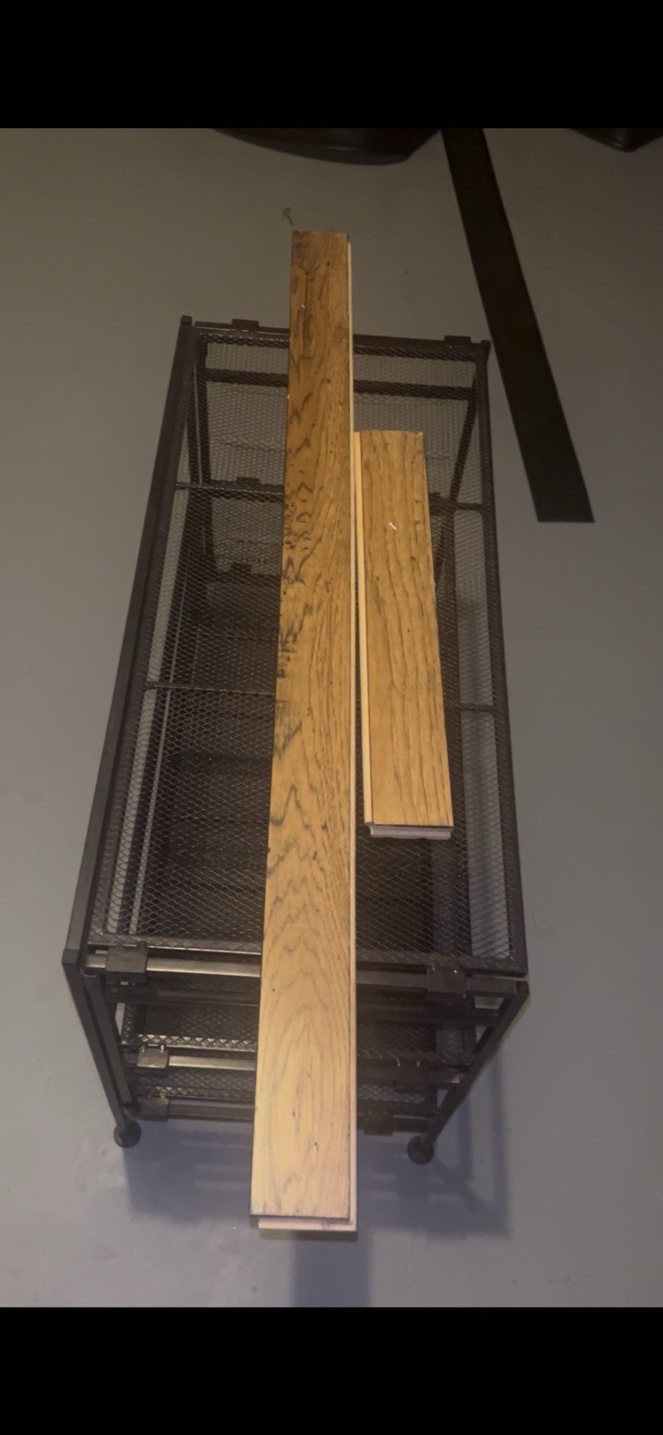 Bruce Hickory Solid Hardwood 3/4″ x 2-1/4″ Prefinished 20 sq ft per case $70 ea