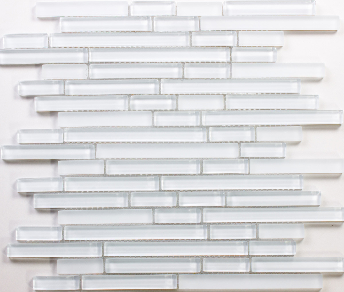 Super White Sleek Horizontal Mosaic Glass Tile / 22 sq ft