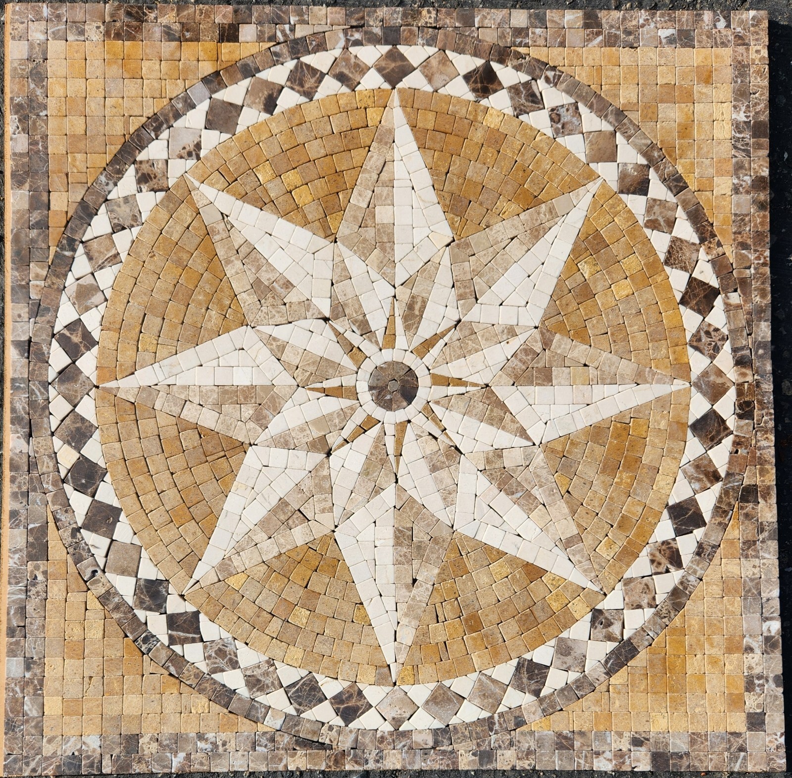 Travertine Mosaic Medallion 24×24 Inch Mesh Mounted For Floor Or Wall