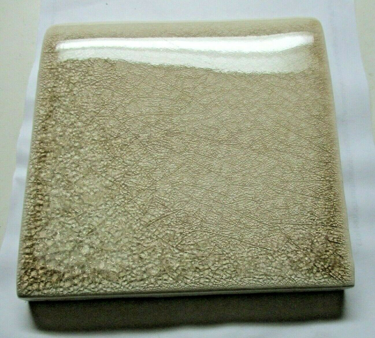 Walker Zanger 4-1/4″ Antiqued Crackle Beige Bullnose Porcelain Wall Tile 2004