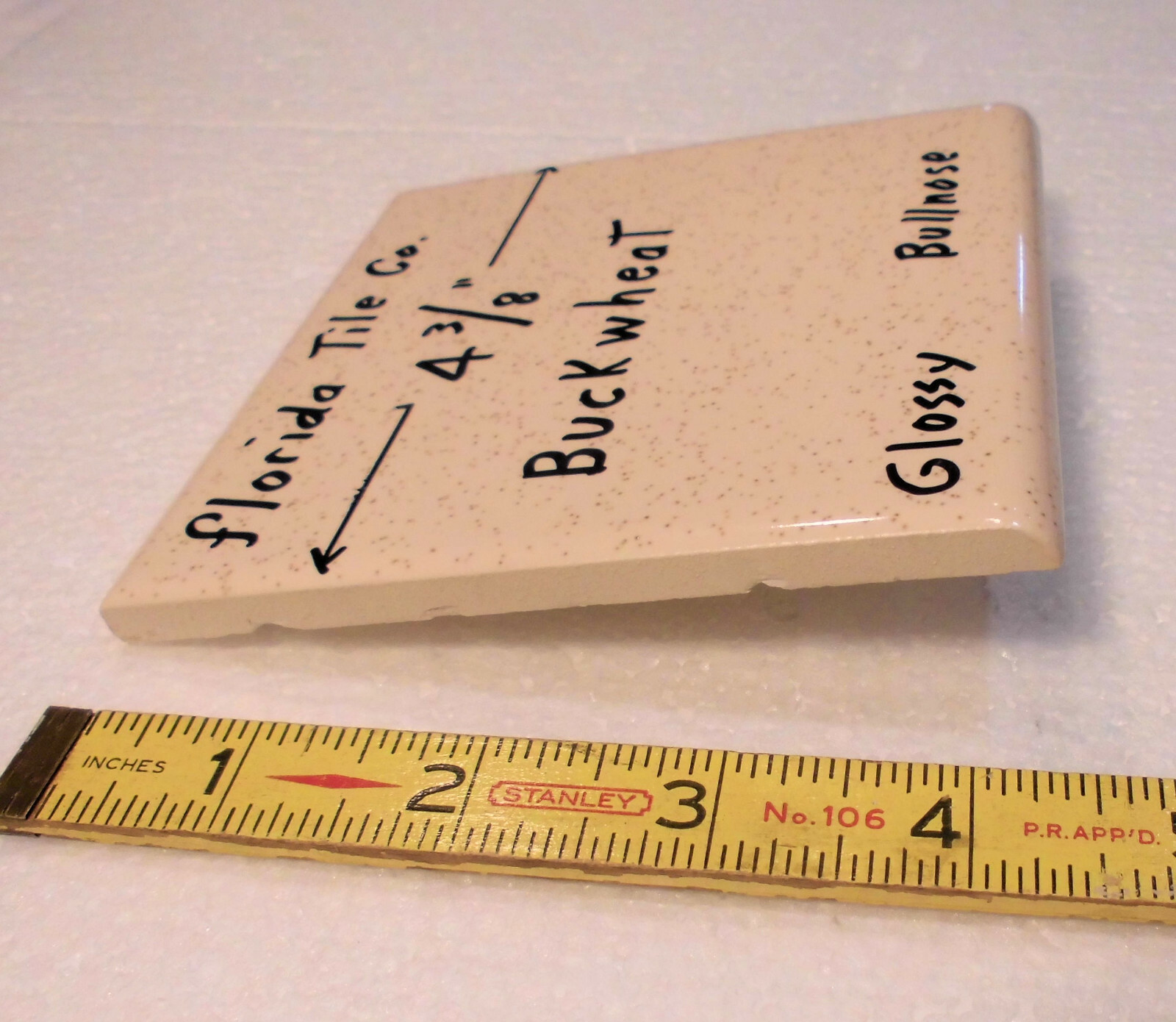 1 pc. *Buckwheat* Bullnose 4-3/8″ Glossy Ceramic Tile by Florida Tile Co. New