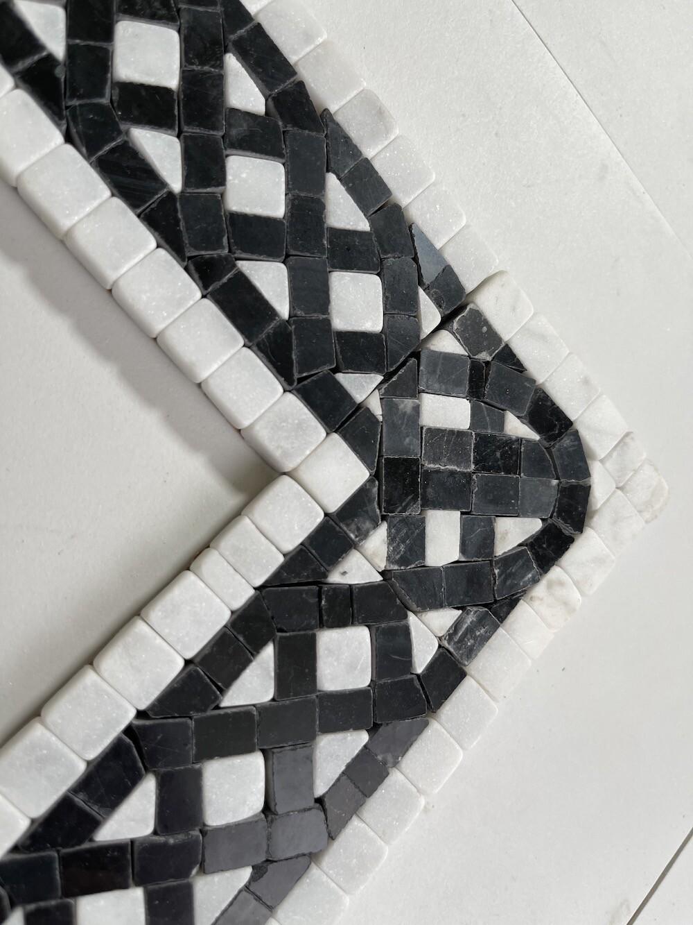 B4661T Marble Mosaic Border Listello Tile Quadra Bianco 2.25×12 Tumbled