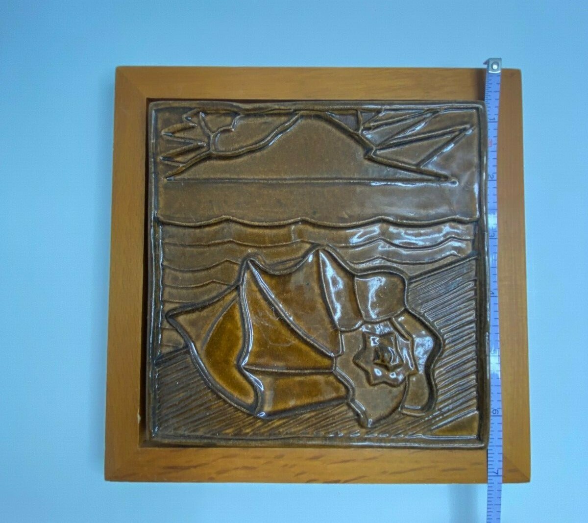 Conch Shell Decorative Wall Art Ceramic Tile in Wood Frame 7×7