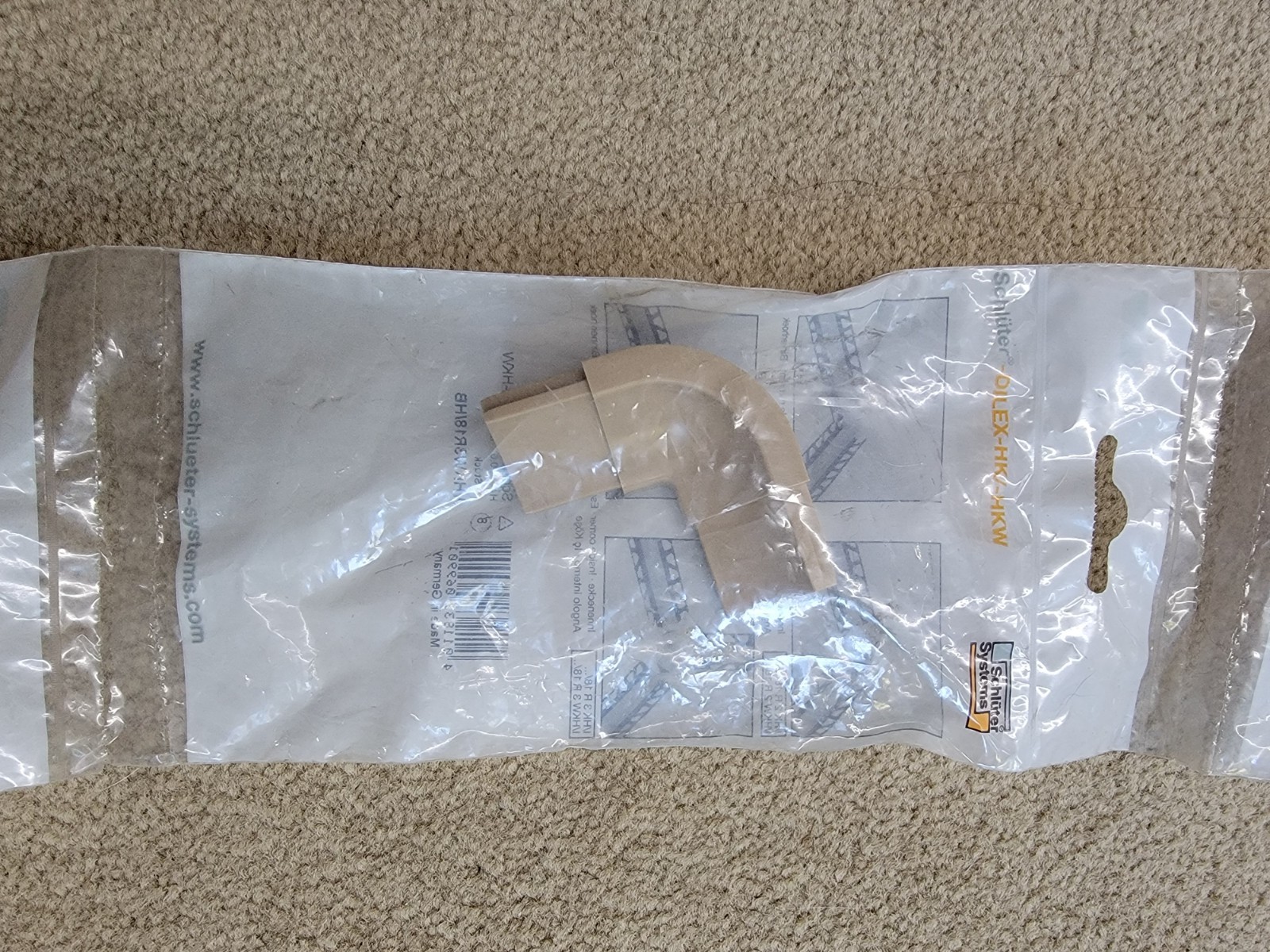 Schluter Dilex-HKW PVC Inside Corner Light Beige 1in x 2in – Lot of 5 – New