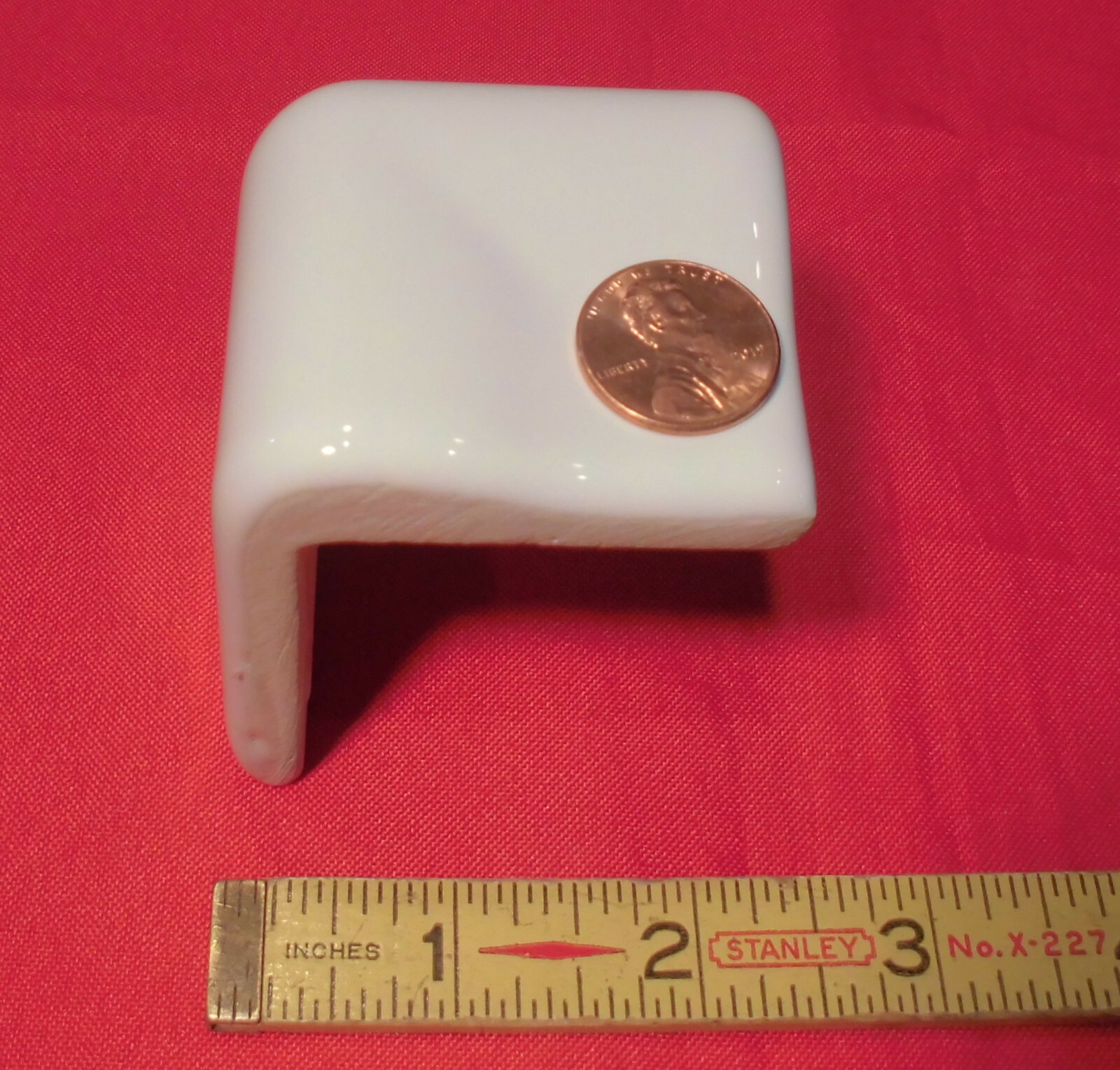 1 pc. #SL10 Gloss White: V Cap Corner Ceramic Trim Tile, Countertop Edging, A O