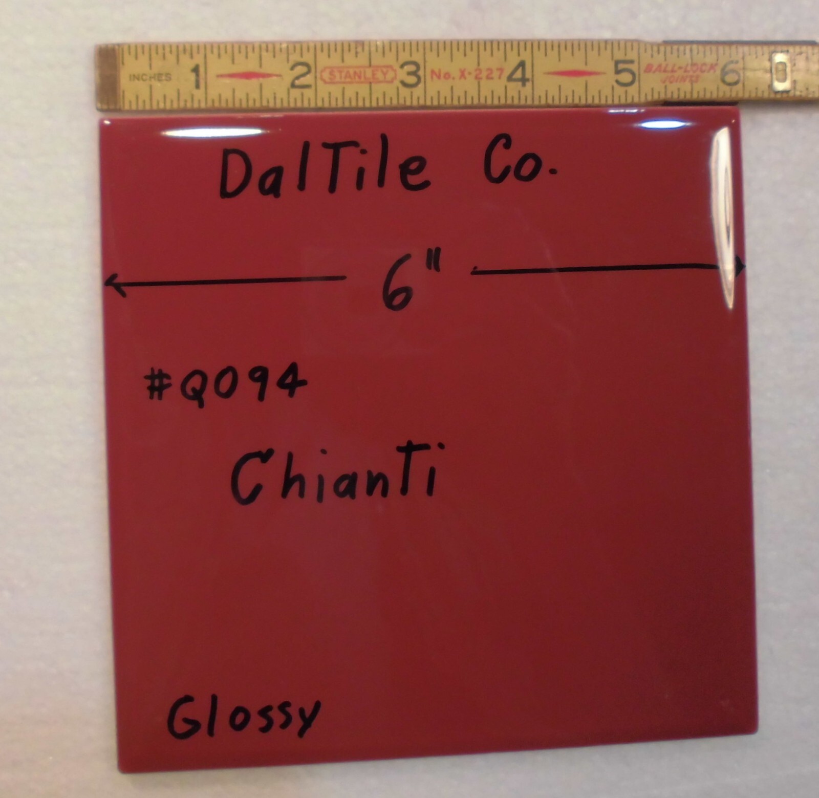 1 pc. Daltile #Q094 CHIANTI: Brilliant Glossy Ceramic Tile 6″ X 6″ NEW, Burgundy