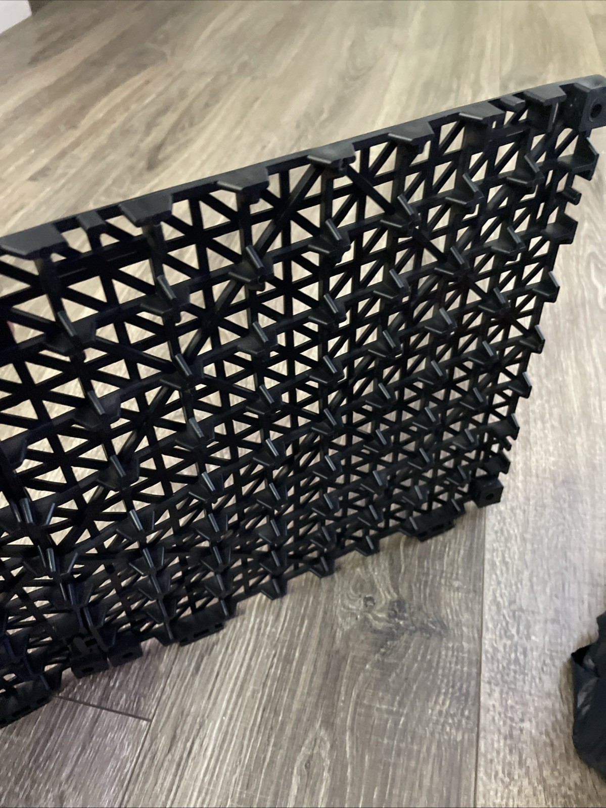 12 Tiles (27sqft) VERSA Interlocking Drainage 18×18″ 0.47″ Garage Flooring Mats