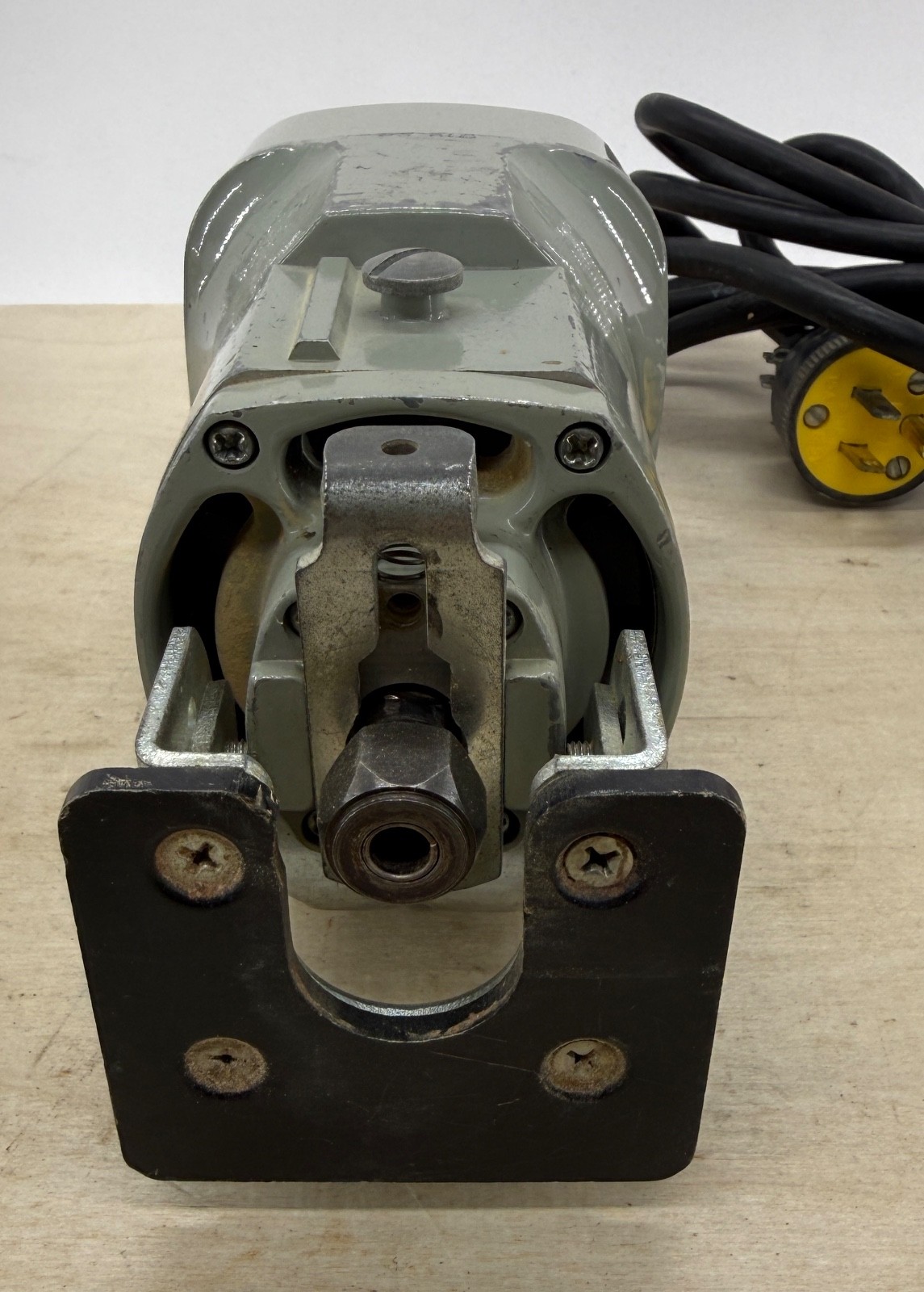 Stanley 91263 Laminate Trimmer Model .04 115V 5.5A 30,000RPM (7168)