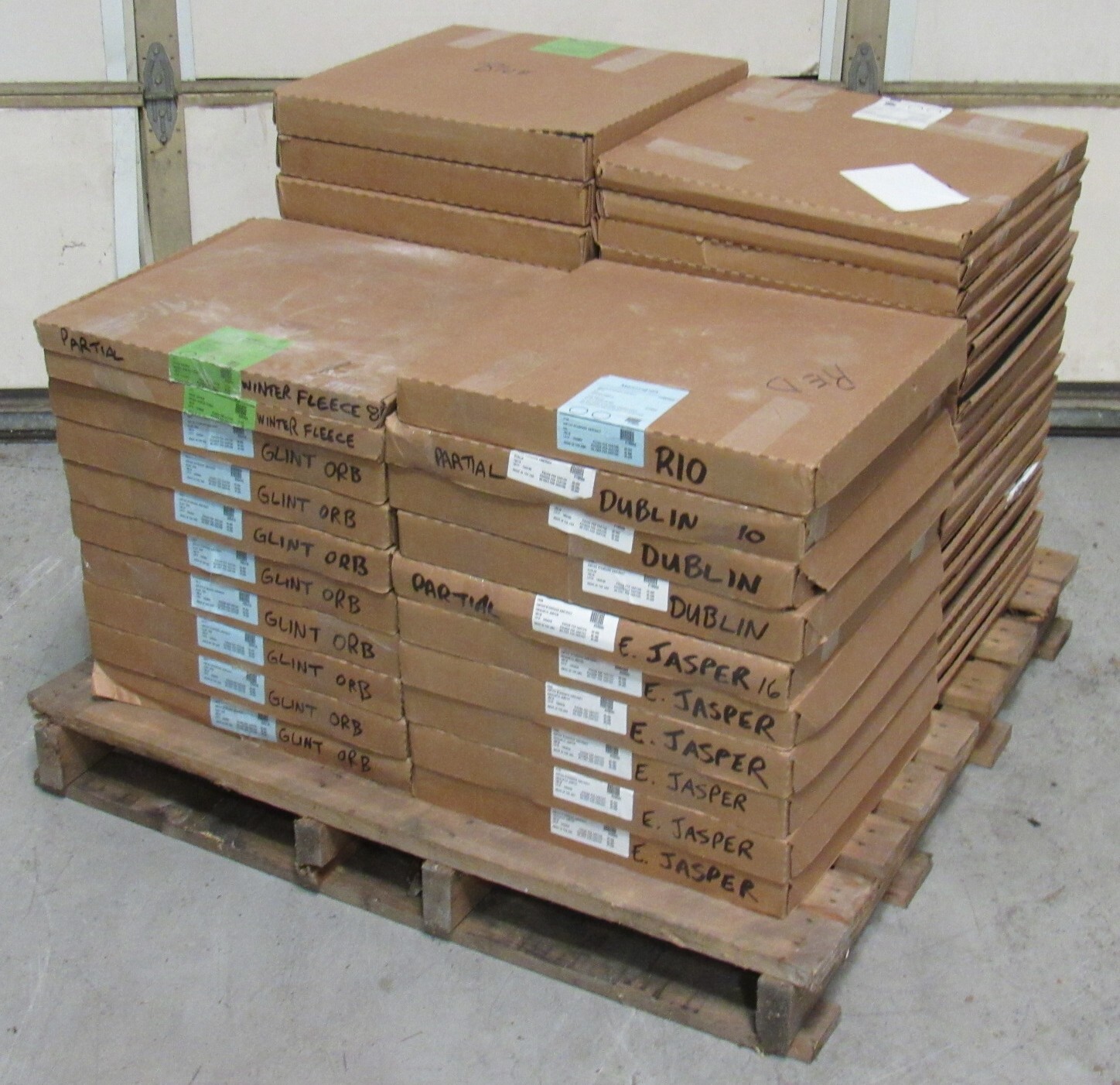 NEW Mannington Commercial Shaw 18×18″ LVT Luxury Vinyl Tile 1800 Sq Ft Glue Down
