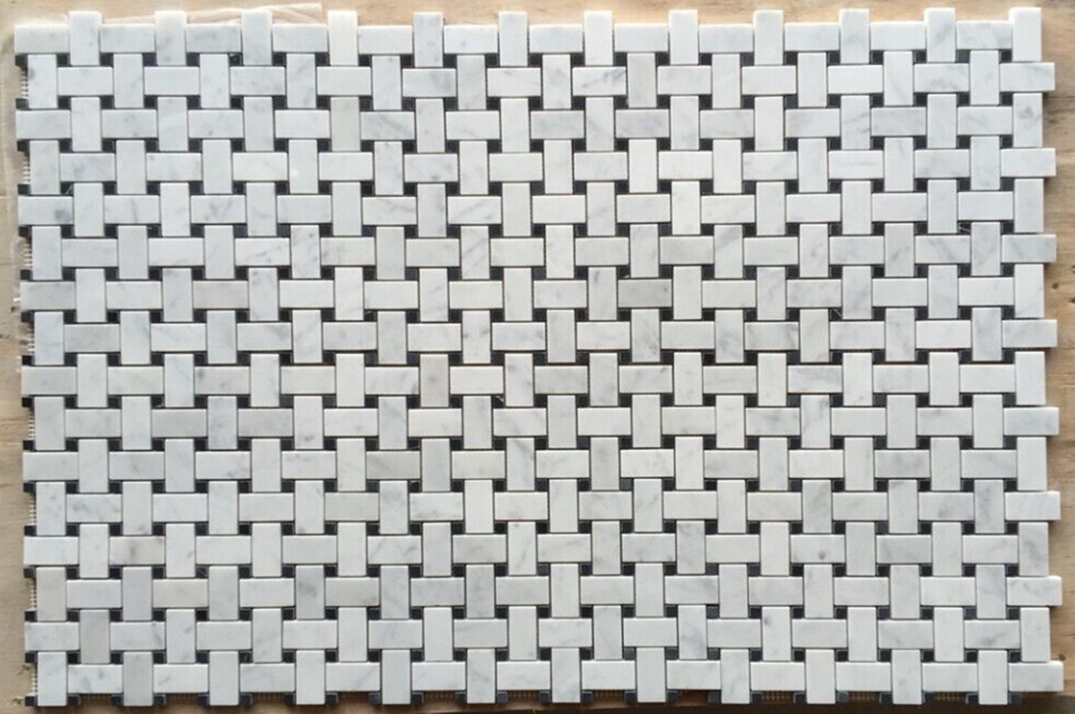 C651XH Carrara Venato Marble Basketweave Mosaic Tile Black Dots Honed 1×2