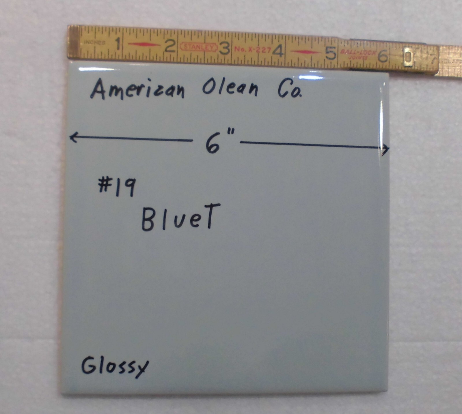 1 pc. 6″ X 6″ Glossy Ceramic Tile *Bluet – Blue* American Olean: with defects