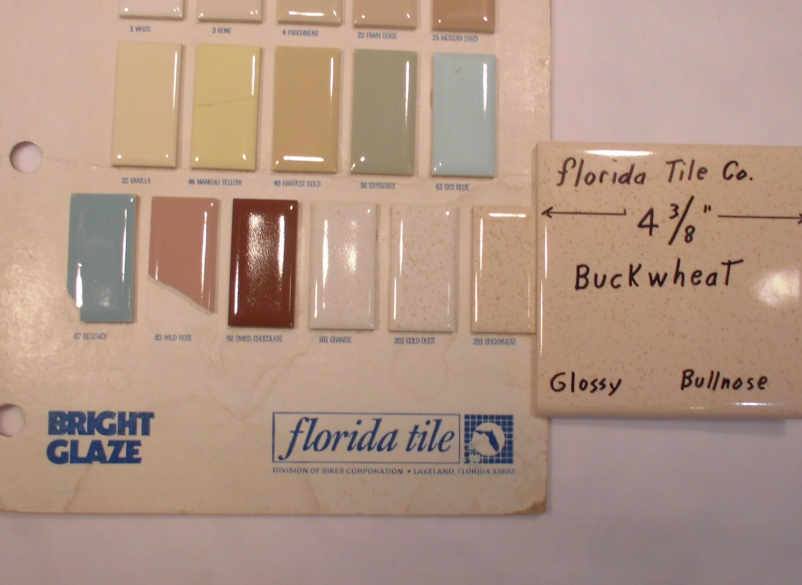 1 pc. *Buckwheat* Bullnose 4-3/8″ Glossy Ceramic Tile by Florida Tile Co. New