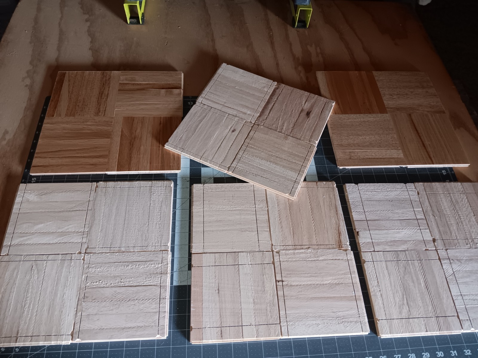 PARQUET FLOOR: 6 Sq Feet! 7-finger Parquet Solid Wood Floor Tiles 12″x12″x5/16
