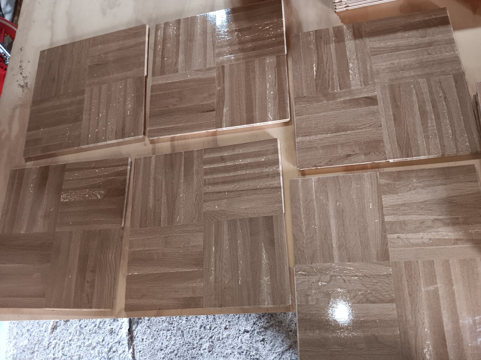 IMPERFECTS 20 Sq. Ft. CABIN GRADE Wood Borer WHITE OAK Parquet Flooring Unused