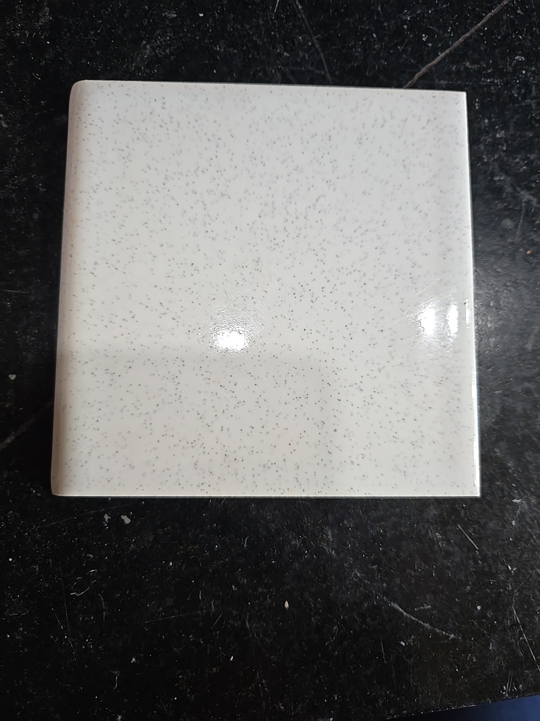 Vintage Florida Tile NOS 4 3/8″ Bullnose White W/silver/gold Specks