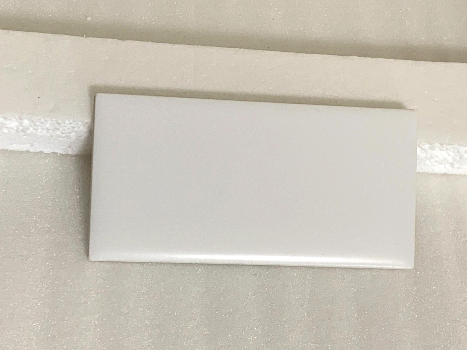 NEW AMERICAN OLEAN CERAMIC TILE 3″ X 6″ DESIGNER WHITE MATTE *6 pcs*