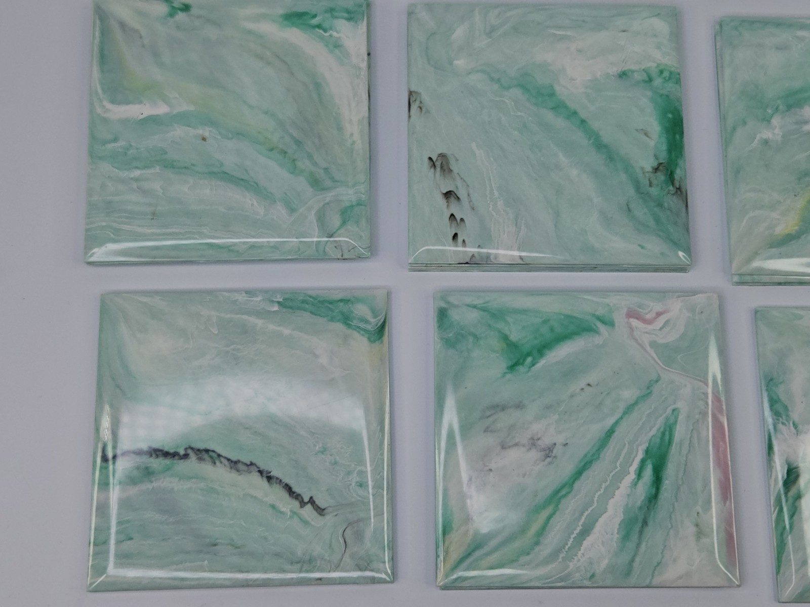 Vintage Polystyrene wall tiles green white marble swirl unbranded. 40 pack.