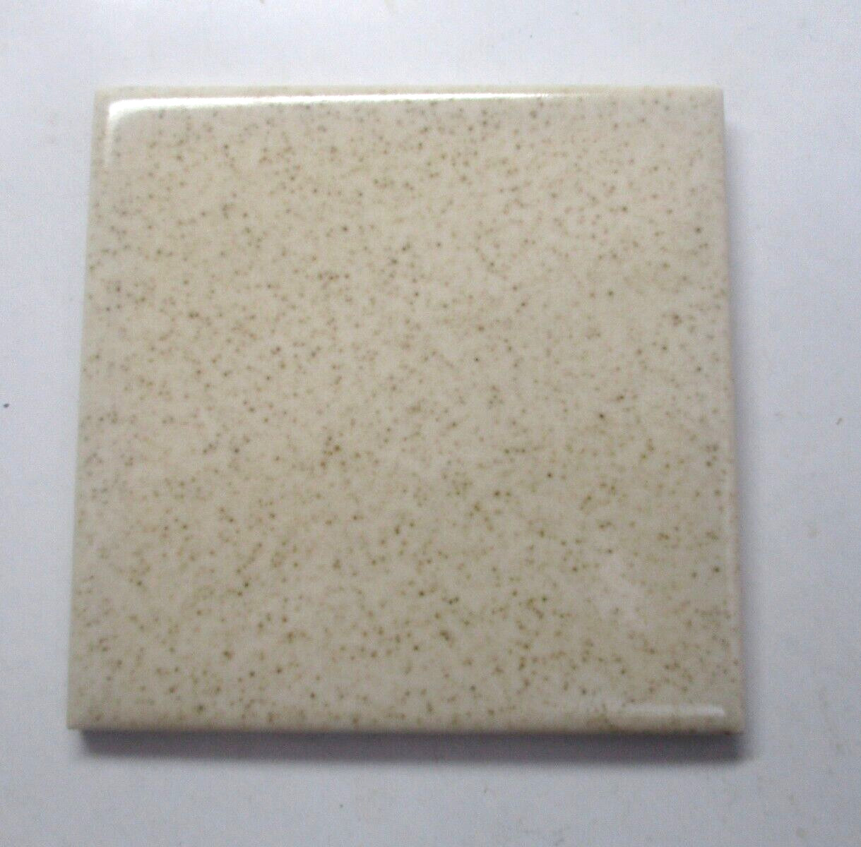 1 Wall Tile Atco USA 4-3/8″ Gloss Brown Speckles on Beige Ceramic 1950 Retro Vtg