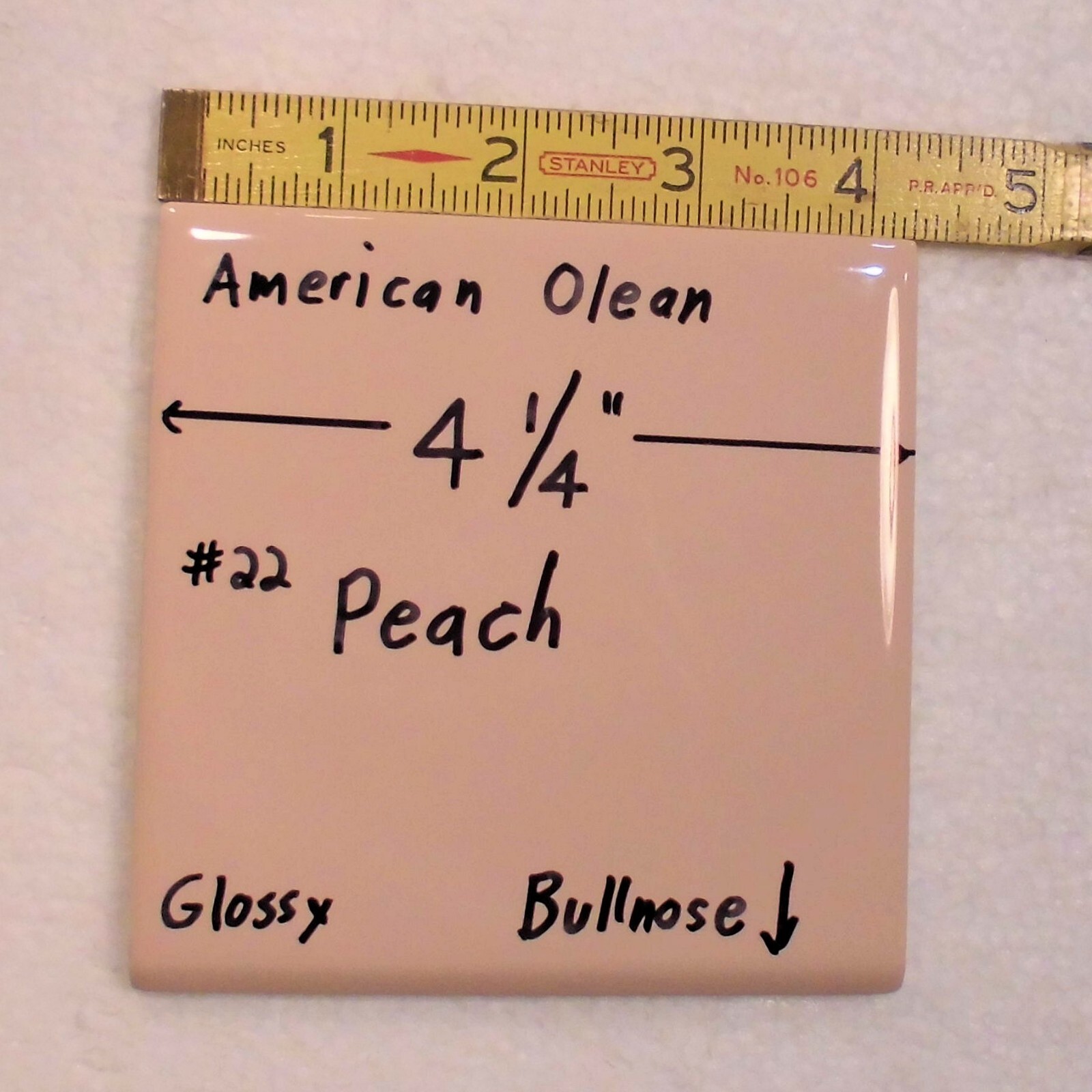 1 pc. *PEACH COLOR* Glossy Bullnose Ceramic Tile #22 by American Olean 4-1/4″