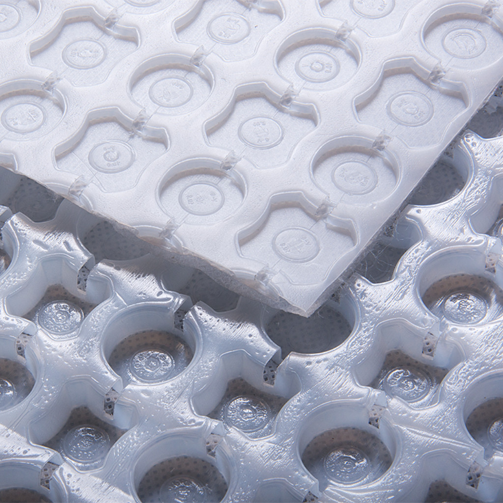Laticrete STRATA MAT XT 150 Sq Ft Uncoupling Membrane Roll – Floor Underlayment