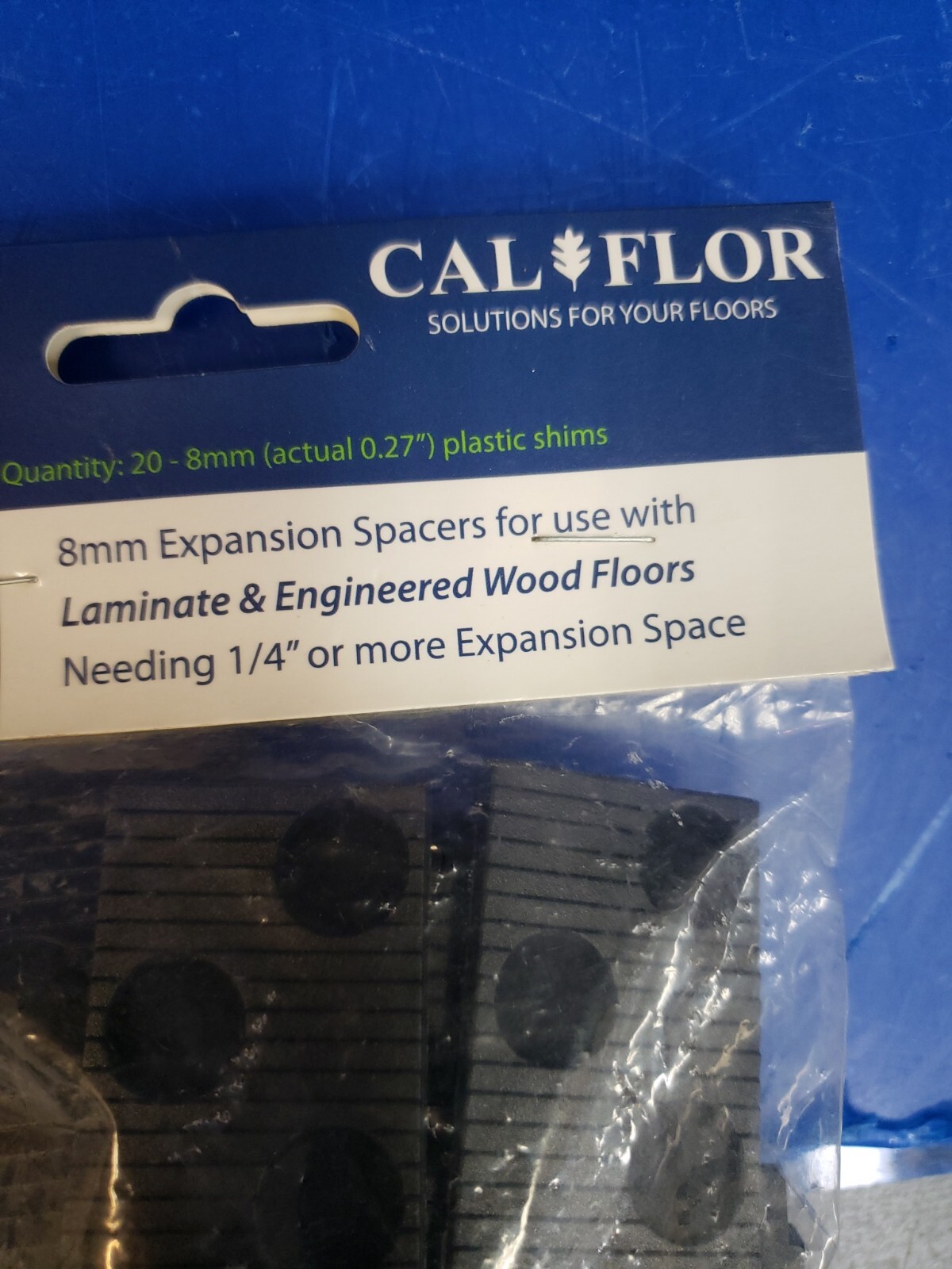 8mm floor installation spaces for laminate& wood floors (30 PIECES) (41cb2)