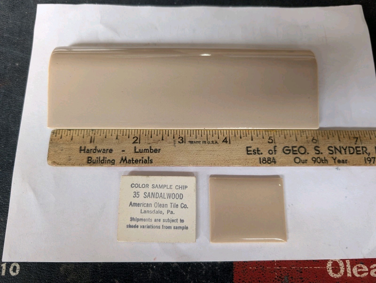 2 pcs American Olean Bullnose Mud Cap A4200 2″ X 6″ Sandalwood #35 Glossy NEW