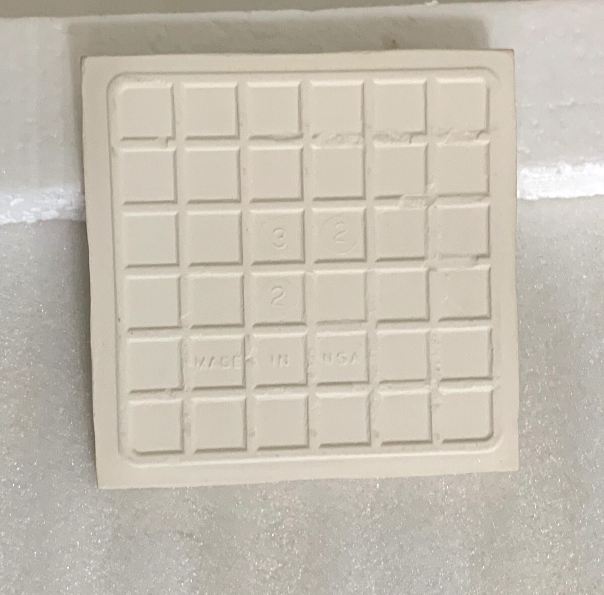 New Vintage Florida Ceramic Tile Almond #35 Gloss 4 3/8″ x 4 3/8″