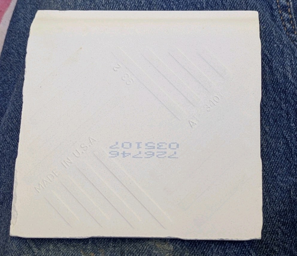 1 piece COVE Trim Gold Dust on White 4-1/4″ Glossy Speckled US Ceramic Tile New