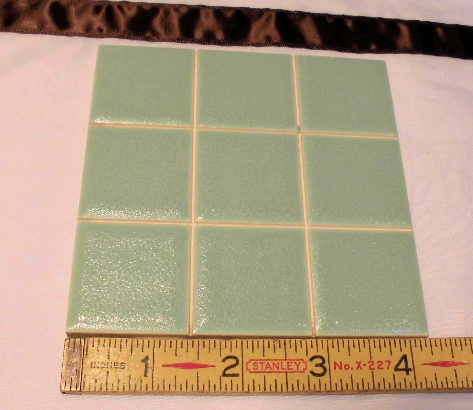 1 pc. 4-1/4″ Ceramic Tile *Light Jade* Scored 9ths Crystalline; Greenest -Blue