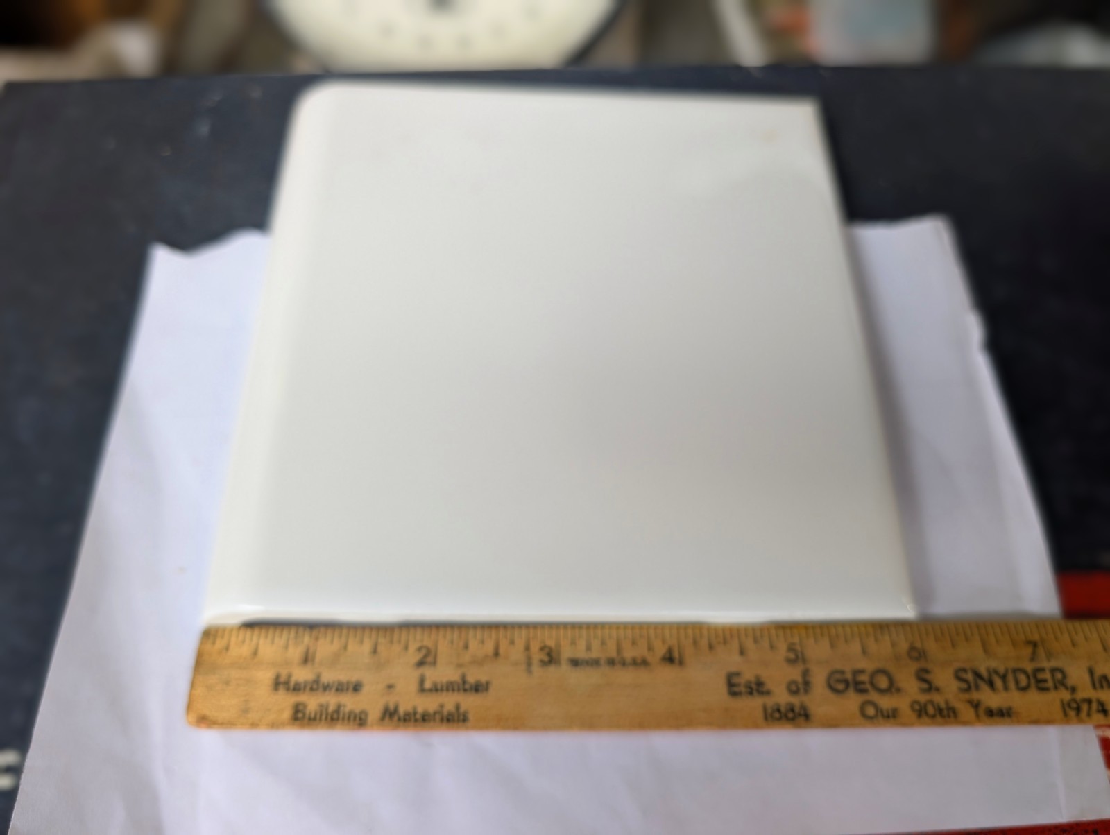 1 pc NEW American Olean #25 Ice White A3602 Ceramic Tile MUD BULLNOSE 6″X6″