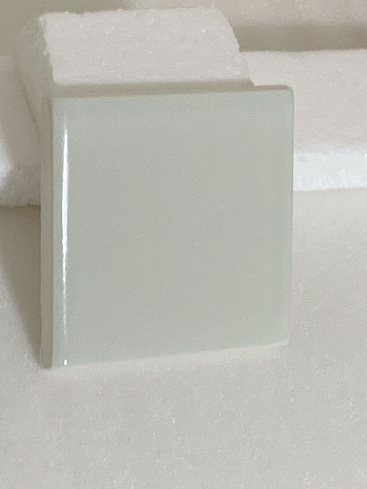 New Sonoma Tilemakers Handcrafted 4″ x 4″ Ceramic Tile Color Cirrus Crackle