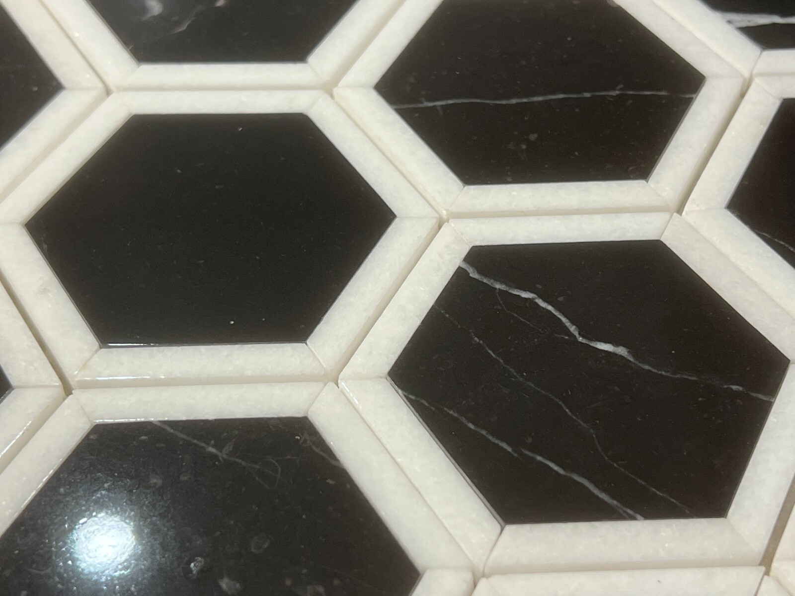 S43 East White Nero Marguia Marble Hexagon Mosaic Tile Kitchen Bathroom Polished
