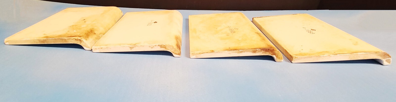 Vtg 4×6 Gloss White Radius Sanitary Cove Base Ceramic Tile DK #A-1663 *4 Pc. NOS