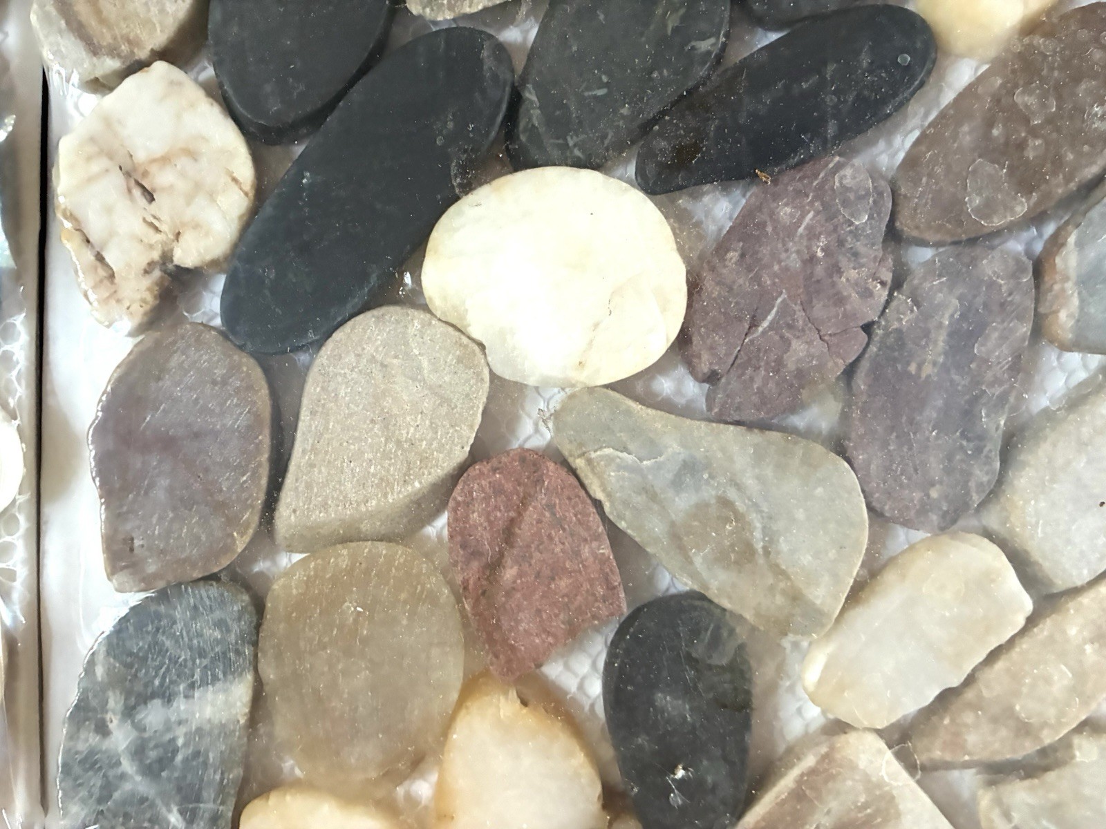 Pebblino Mosaici Flat Mixed Honed Pebble 12×12 #100132174 Lot of 4