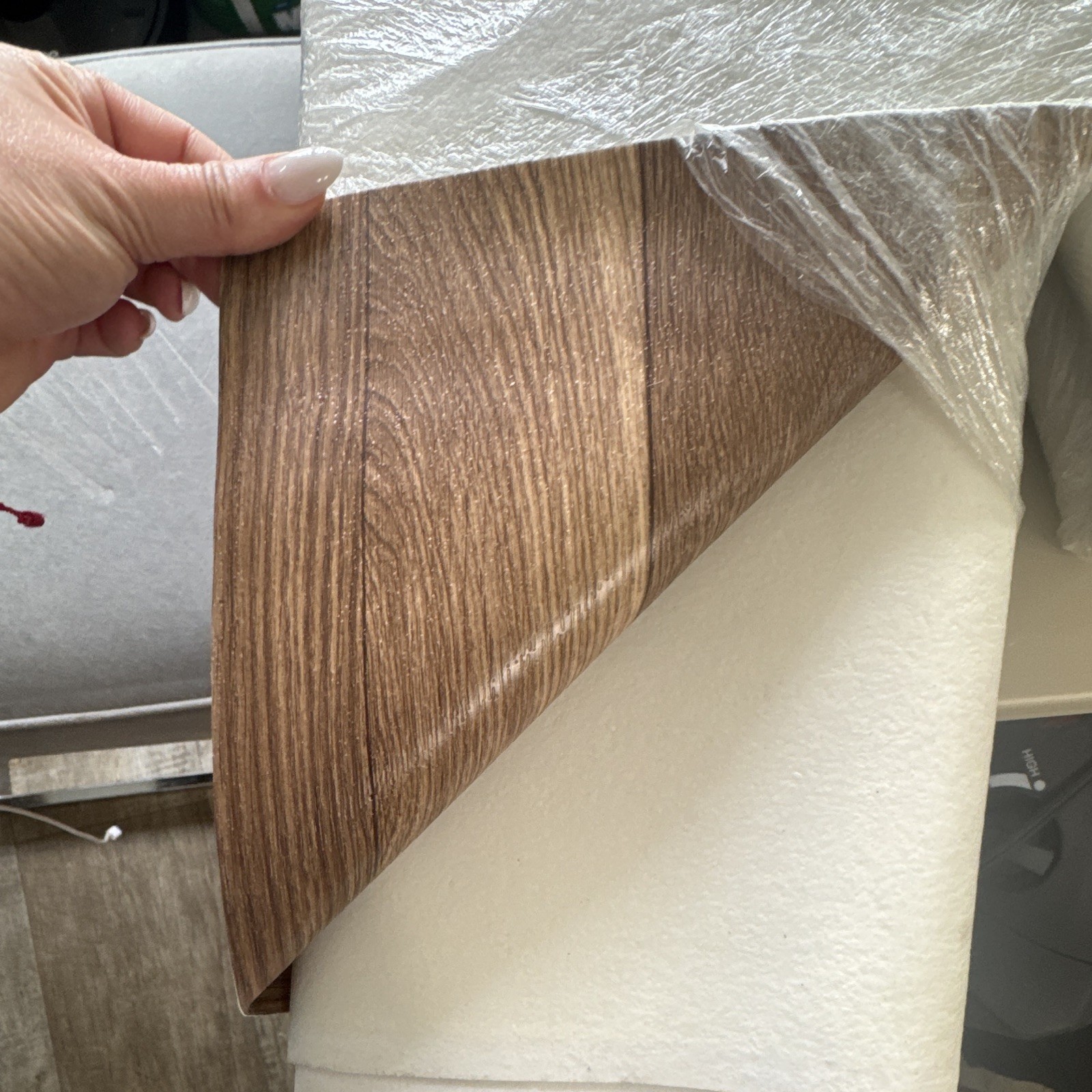 Brown Wood Look Peel & Stick Vinyl Plank, Textured Low Gloss, 18 sq ft