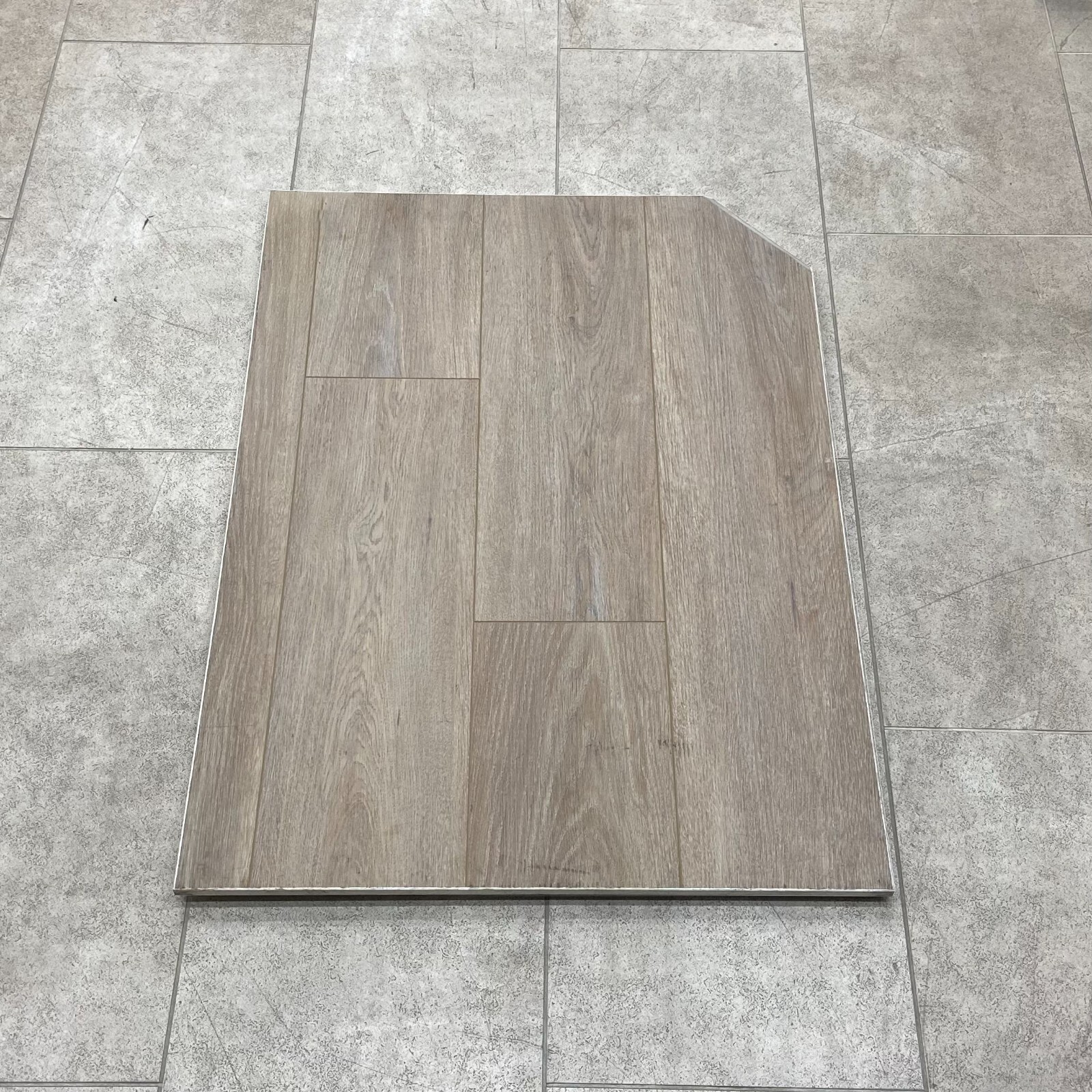 Water-Resistant Flooring Stone Polymer Composite Royal Bronze 20 mil Top Layer