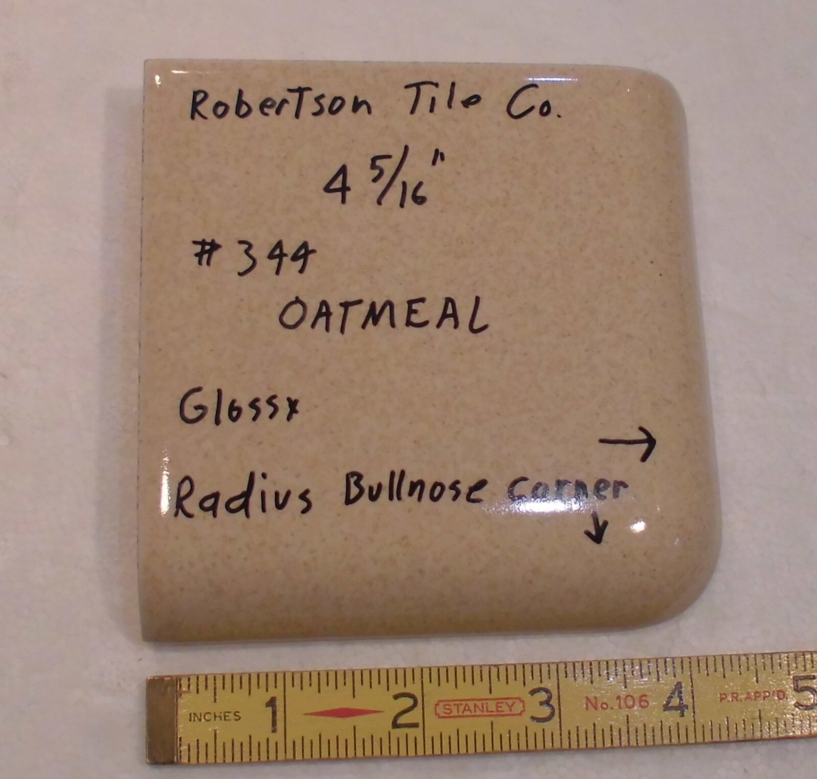 1 pc. Corner Bullnose: Oatmeal-Buckwheat Ceramic Tile Robertson 4-5/16″ Mudd Cap