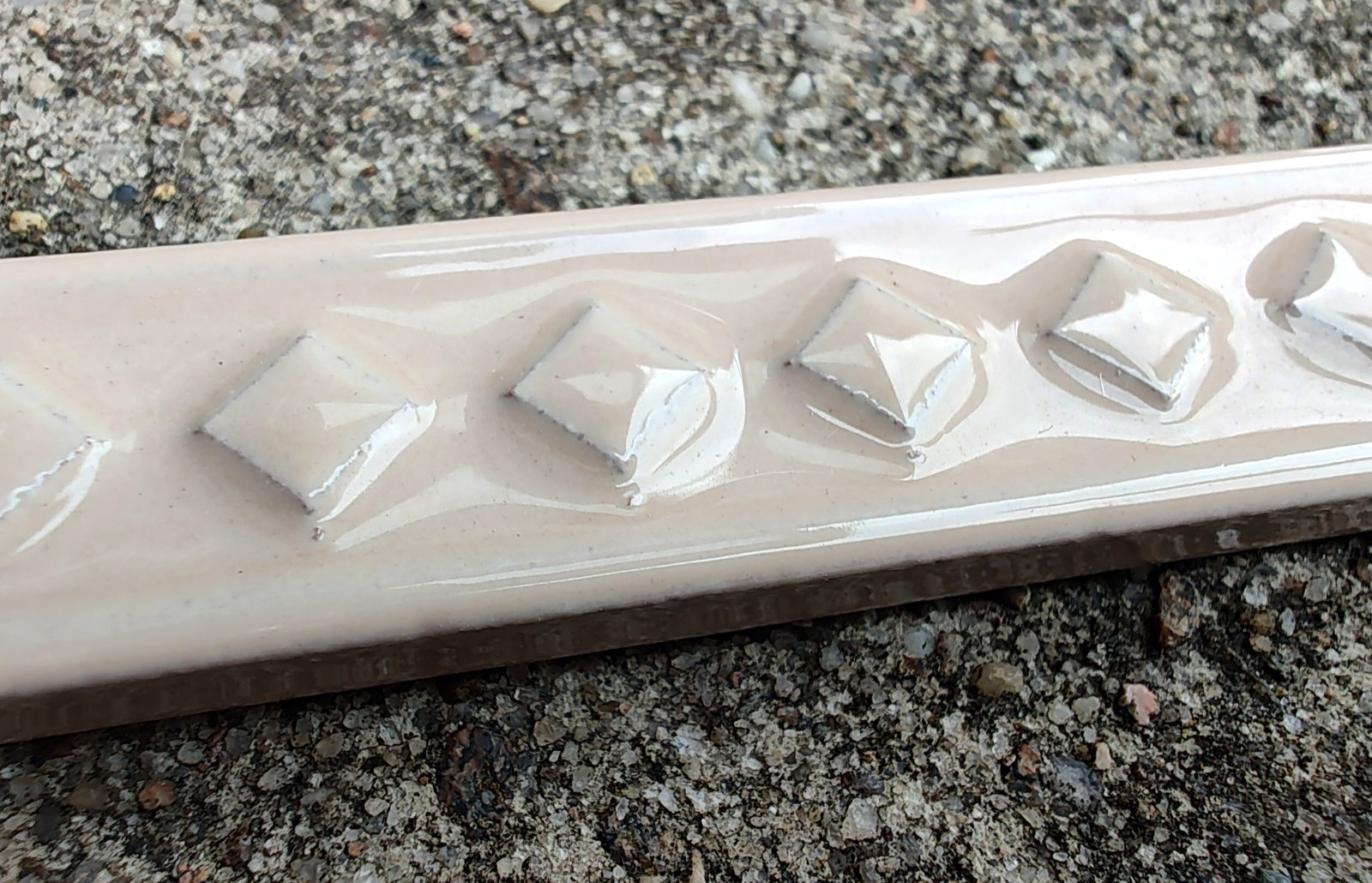 LOT (8) VTG 20mm * 200mm ITALY CERAMIC BORDER TILE LISTELLO ROMBINO ROSA – 8pcs