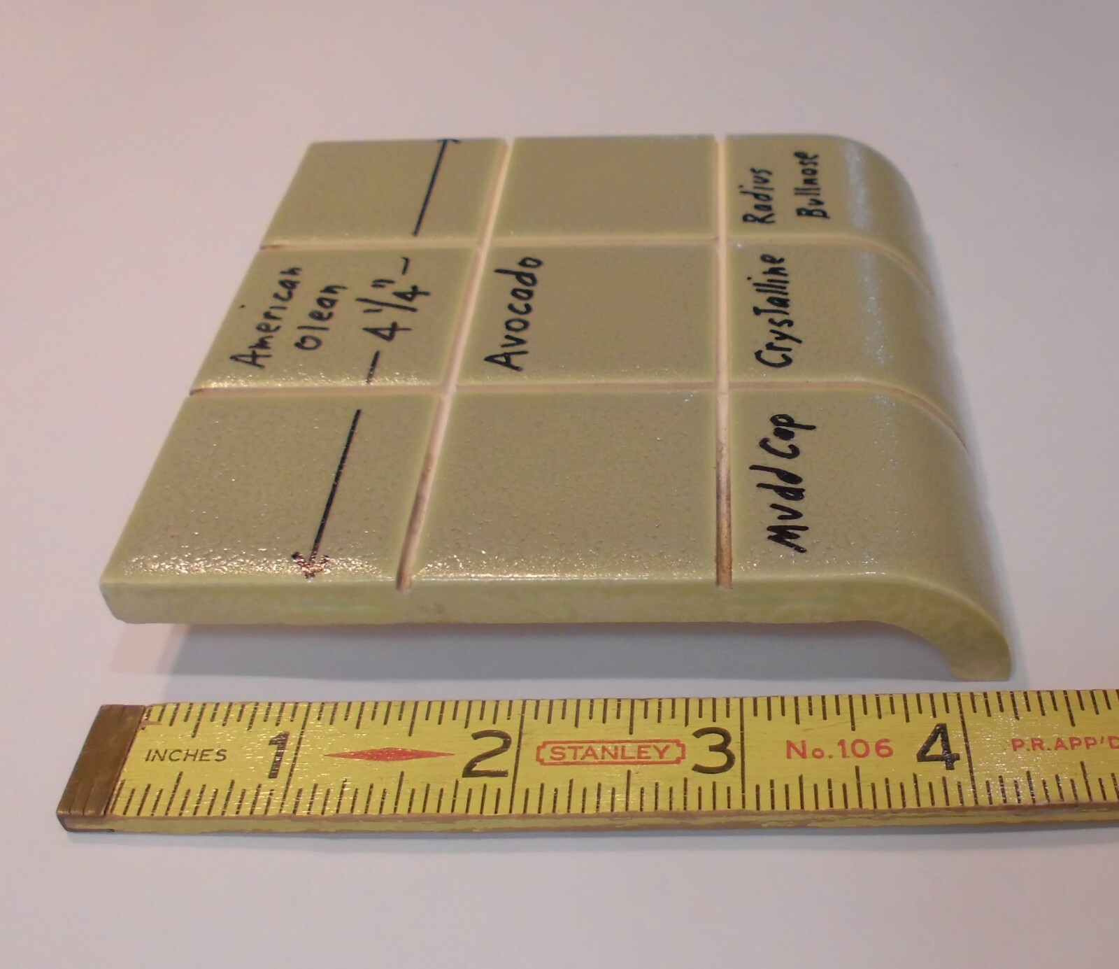 1 pc. Ceramic Radius Bullnose Tile: Avocado Crystalline: American Olean 4-1/4″
